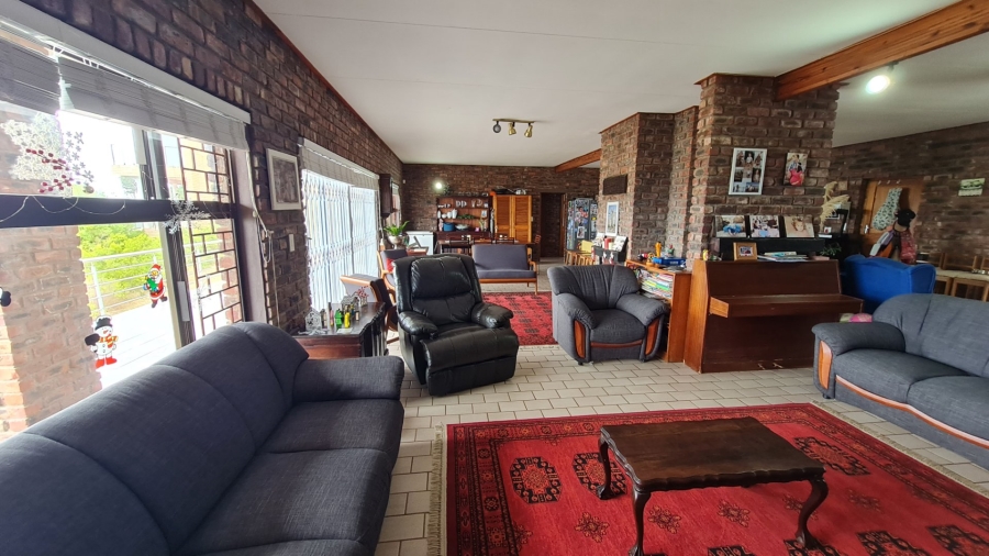 5 Bedroom Property for Sale in Dana Bay Western Cape